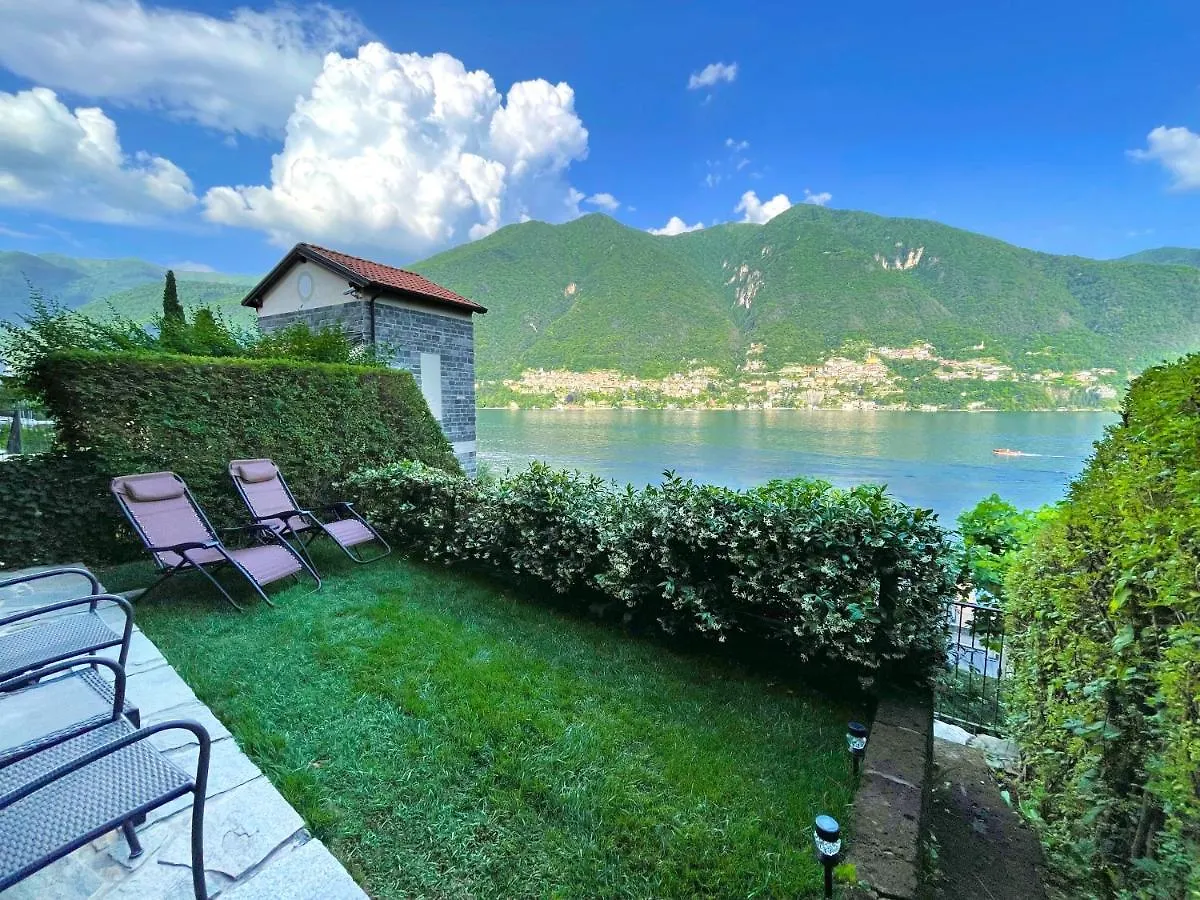 Apartment Regina Di Laglio - Free Parking, Garden, Lake View